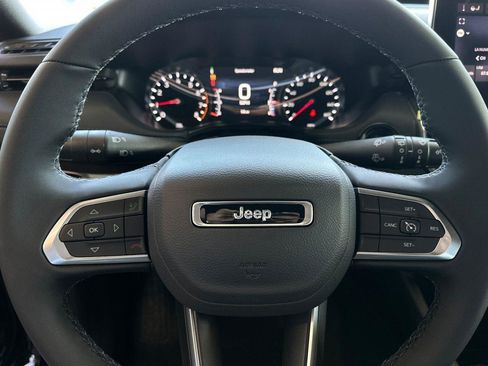 New 2026 Jeep Compass Latitude image 20