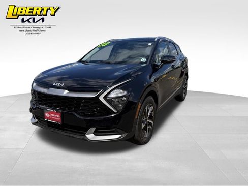 Used 2023 Kia Sportage EX AWD/4WD image 3