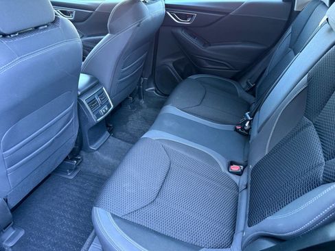 Used 2022 Subaru Forester Premium image 9