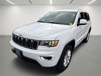 Used 2022 Jeep Grand Cherokee Laredo X video 2