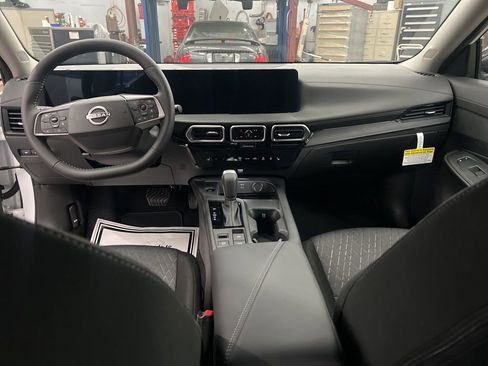 New 2026 Nissan Sentra SV w/ SV Convenience Package FWD image 28