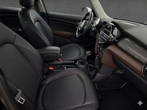 Used 2015 MINI Cooper 4-Door Hardtop FWD image 5
