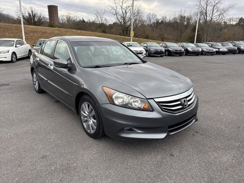 Used 2011 Honda Accord EX-L image 2