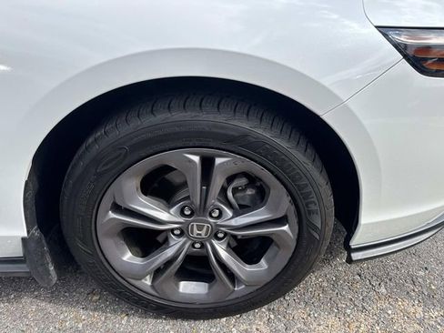 Used 2023 Honda Accord EX image 5