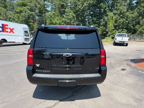 Used 2019 Chevrolet Suburban LT AWD/4WD image 6