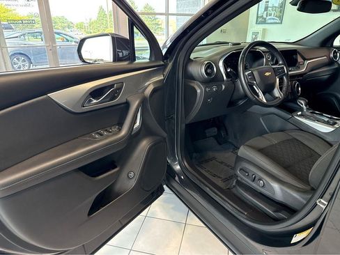 Used 2020 Chevrolet Blazer LT AWD/4WD image 17