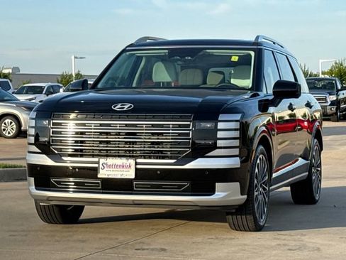 Used 2026 Hyundai Palisade Calligraphy AWD/4WD image 3