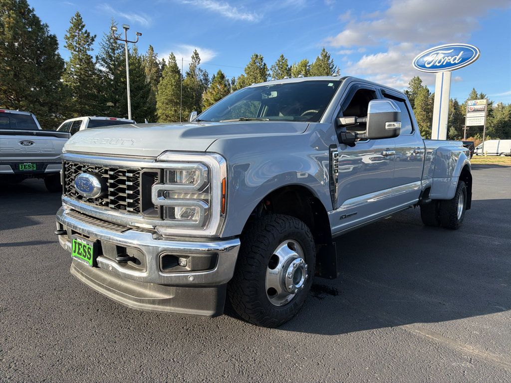Used 2025 Ford F350 King Ranch AWD/4WD image 26