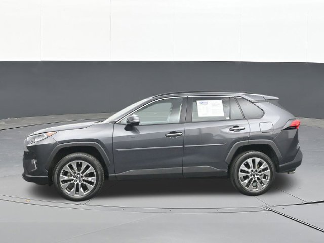 Used 2019 Toyota RAV4 Limited FWD image 8