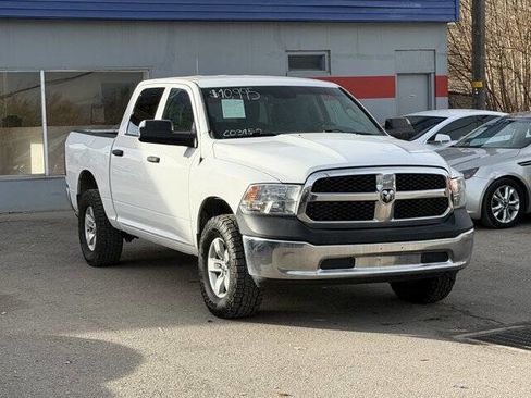 Used 2017 RAM 1500 Tradesman w/ Popular Equipment Group image 9