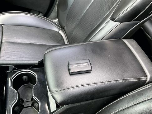 Used 2023 Jeep Grand Cherokee L Limited w/ Luxury Tech Group II AWD/4WD image 15