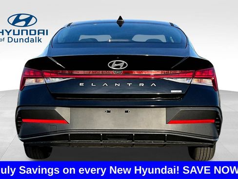 New 2026 Hyundai Elantra Hybrid FWD image 5