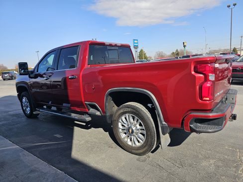 Used 2021 Chevrolet Silverado 2500 High Country w/ Z71 Off-Road Package image 5
