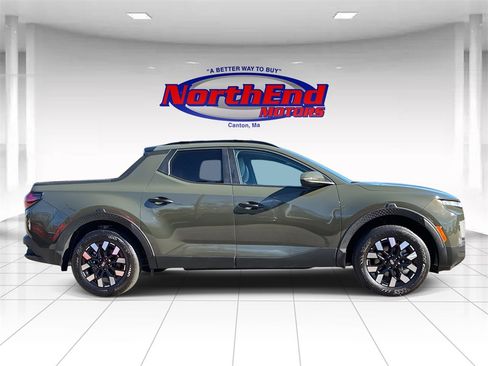 Used 2025 Hyundai Santa Cruz SEL image 8