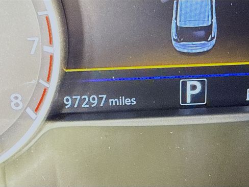 Used 2018 Nissan Murano SL w/ Moonroof Package image 13