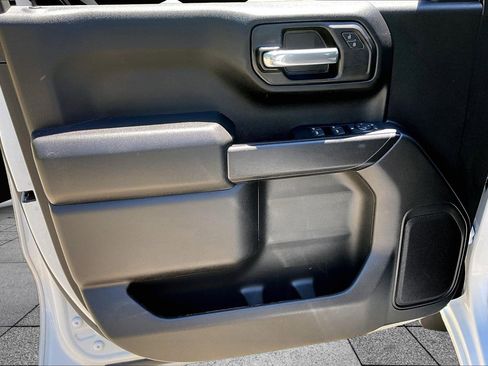 Used 2026 Chevrolet Silverado 1500 Custom AWD/4WD image 18