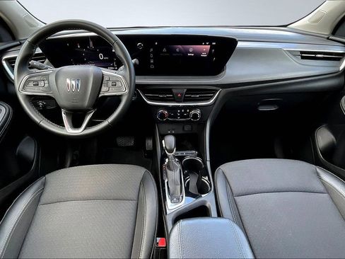 Used 2025 Buick Encore GX Preferred FWD image 8