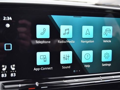 New 2026 Volkswagen Atlas Cross Sport SE image 14