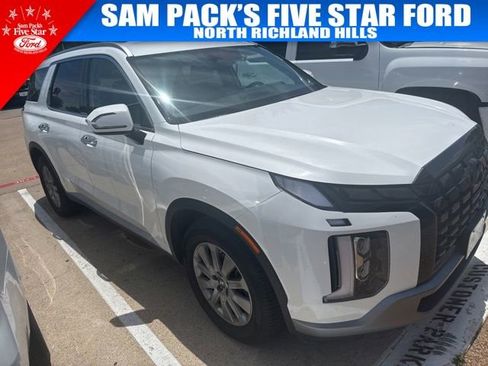Used 2025 Hyundai Palisade SEL FWD image 3