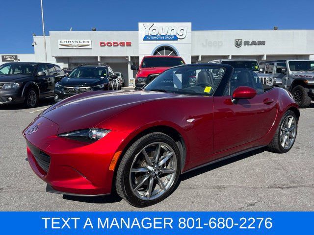 Used 2023 MAZDA MX-5 Miata Grand Touring RWD image 1