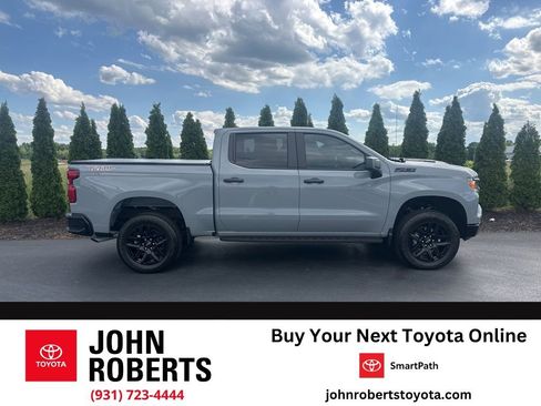Used 2025 Chevrolet Silverado 1500 Custom Trail Boss w/ LPO, Dark Essentials Package AWD/4WD image 1