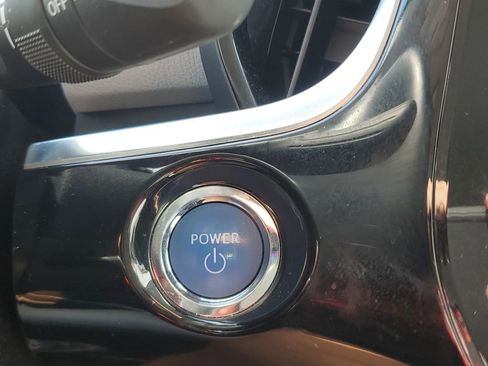 Certified 2022 Toyota Prius Limited image 33