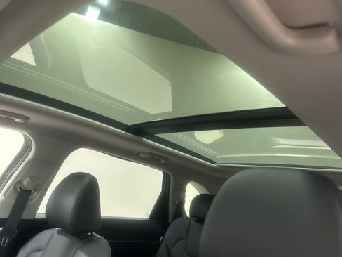 New 2025 Kia Sorento EX w/ Panoramic Sunroof Package image 25