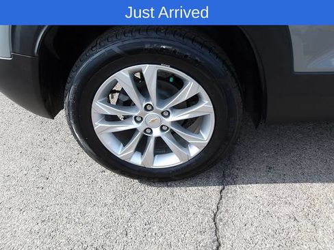 Used 2023 Chevrolet TrailBlazer LS FWD image 19