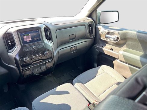 Used 2020 Chevrolet Silverado 1500 Custom Trail Boss w/ Custom Convenience Package AWD/4WD image 21