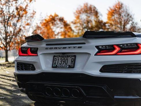 Used 2024 Chevrolet Corvette Z06 w/ Stealth Interior Trim Package image 12
