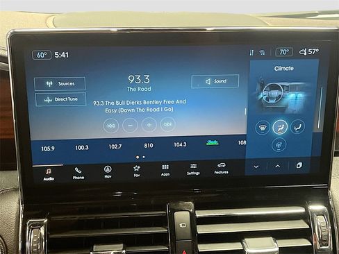 Used 2023 Lincoln Navigator L Reserve image 15