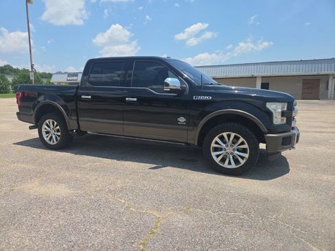 Used 2016 Ford F150 King Ranch w/ Equipment Group 601A Luxury AWD/4WD image 11