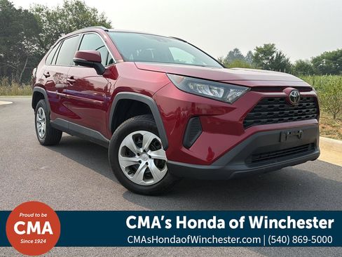 Used 2021 Toyota RAV4 LE AWD/4WD image 1