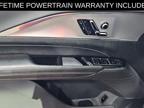 Used 2024 Cadillac Lyriq Tech AWD/4WD image 13