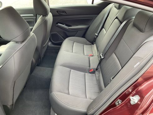 Used 2023 Nissan Altima 2.5 SV w/ SV Premium Package image 21