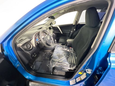 Used 2016 Toyota RAV4 LE FWD image 15