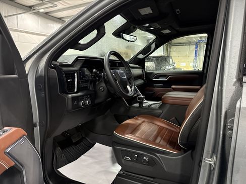 Used 2026 GMC Sierra 1500 Denali Ultimate AWD/4WD image 7