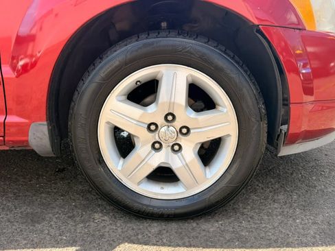 Used 2007 Dodge Caliber SXT FWD image 24