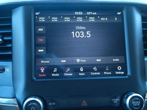 Used 2019 RAM 1500 Laramie image 19