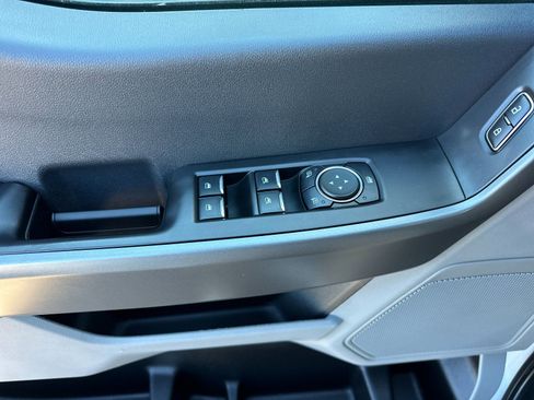 Used 2025 Ford F250 XLT image 12