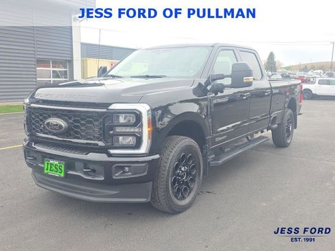 Certified 2025 Ford F350 Lariat w/ Black Appearance Package image 1