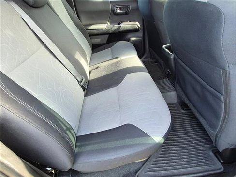 Used 2023 Toyota Tacoma TRD Sport AWD/4WD image 23