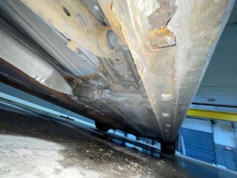 Used 2012 Ford Fusion Hybrid image 17