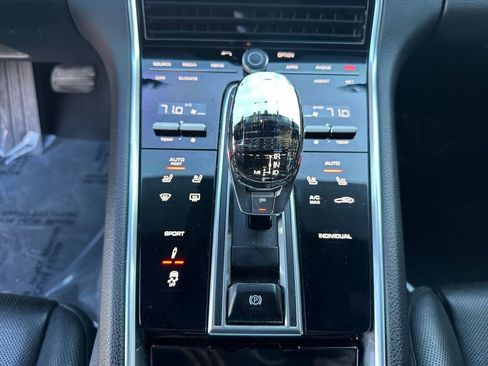 Used 2019 Porsche Panamera 4 w/ Premium Package Plus AWD/4WD image 23