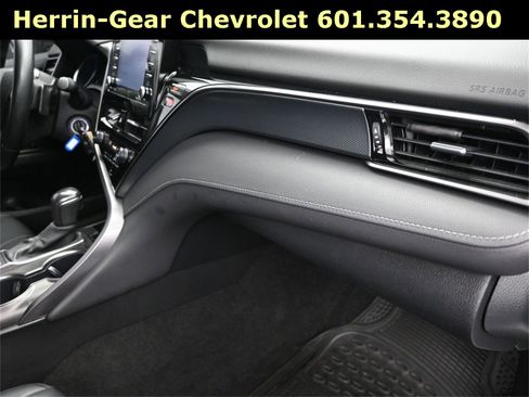 Used 2024 Toyota Camry SE image 24