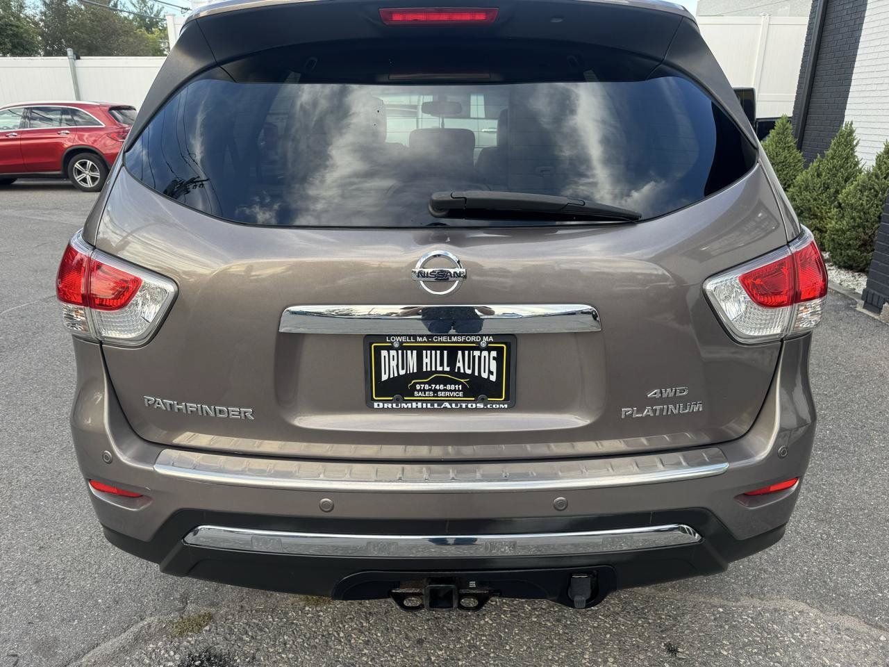 Used 2014 Nissan Pathfinder Platinum w/ Platinum Premium Package AWD/4WD image 4