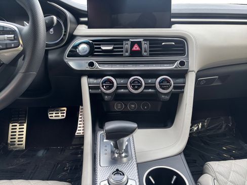 Used 2023 Genesis G70 3.3T w/ Sport Prestige Package image 11