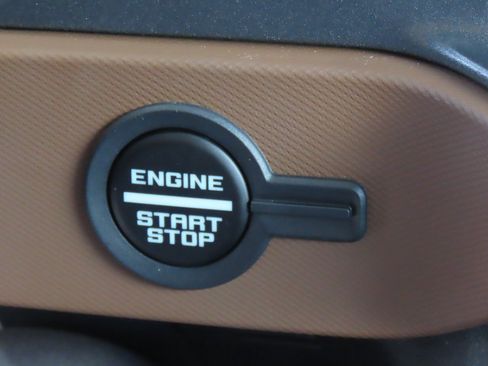 Used 2024 Ford Bronco Outer Banks AWD/4WD image 26