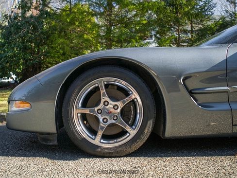 Used 2003 Chevrolet Corvette Convertible w/ Preferred Equipment Group1 image 4