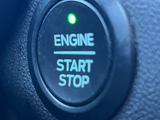 Used 2020 Ford Escape SE FWD image 8
